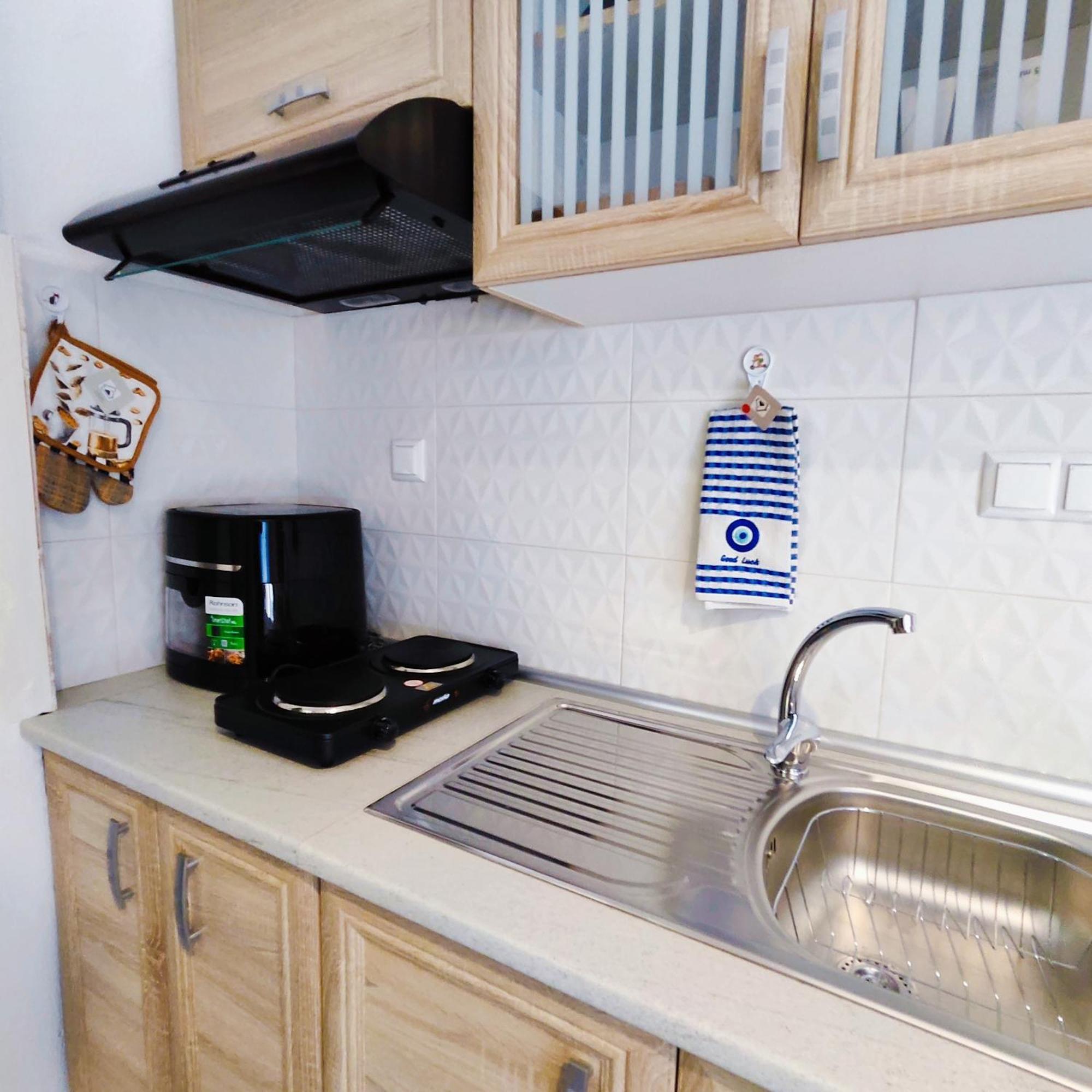 Lola's Traditional Apartments - Nea Skioni Center Esterno foto