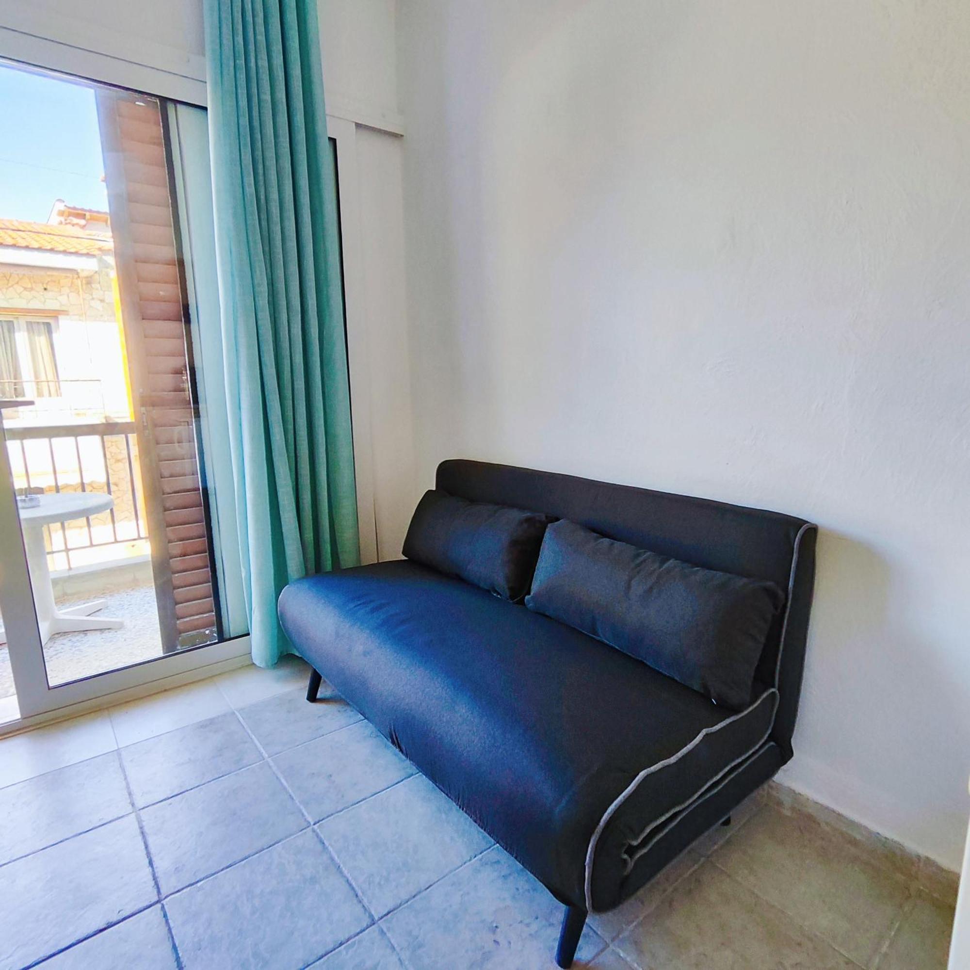 Lola's Traditional Apartments - Nea Skioni Center Esterno foto